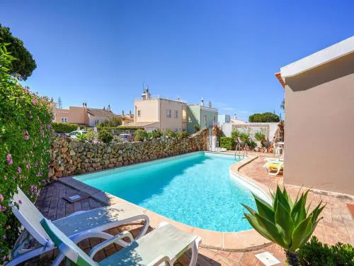 Holiday Home Vilamoura with Pool near Beach