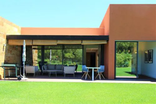 L'Orangerie Green Garden by SAPvillas