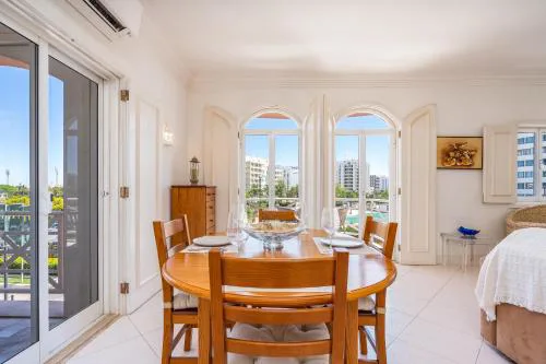 Vilamoura City Centre Flat