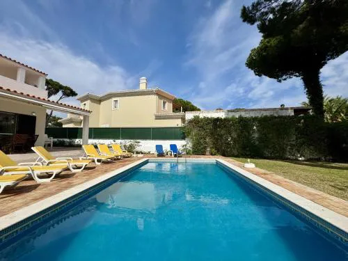 Vilamoura Ocean Villa with Pool by Homing