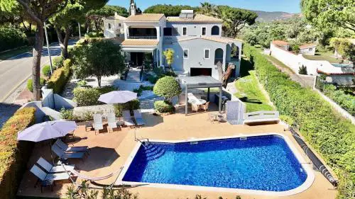 Villa Linda Rosa, CD 302 by Cleverdetails private pool, prime location