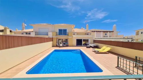 Villa Nuki- CleverDetails, quiet location, sleeps 8, private pool
