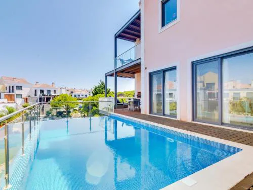 Vale do lobo, 'Golf by the Pool' 2 bedroom apartment OFF