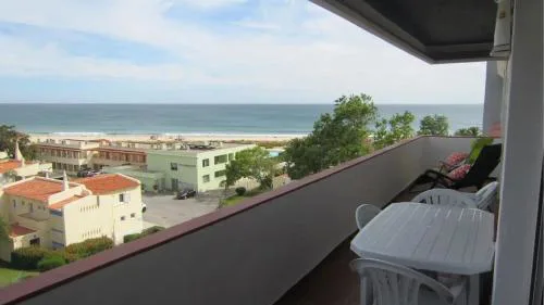 Alvor Beach - Only 50 Meters Away