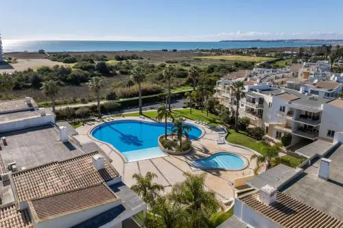 Vila da Praia by ALgest