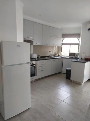 White Light Terrace Alvor Flat
