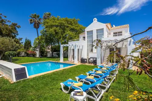 Monte Gale NEW for 2026 Renovated Beach Villa Pool Walk to the beach
