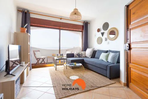 #114 T2 Foxy H by Home Holidays