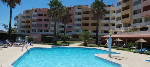 Albufeira Apartment, Pool and Sea view