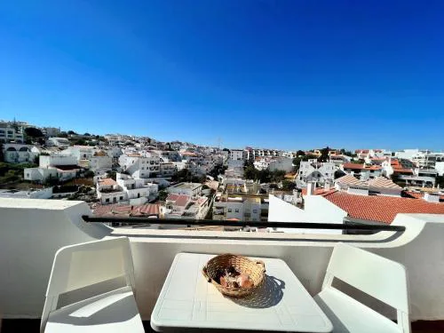 Albufeira Classic 2 by Homing
