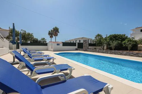 Apart Quinta dos Martins - swimming pool - BY BEDZY