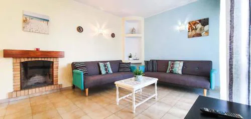 Apartment - Sleeps 2 Parking & Pool Access