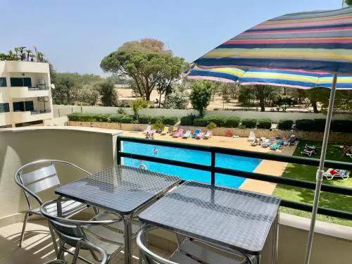 Appartement piscine São João-balcon-parking