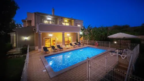 Atanasio - Private Pool - 10 Guests - Albufeira