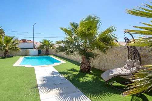 Beautiful Villa with a Pool