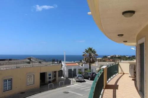 Boa Vista Apartment with Sea Views and Shared Pool
