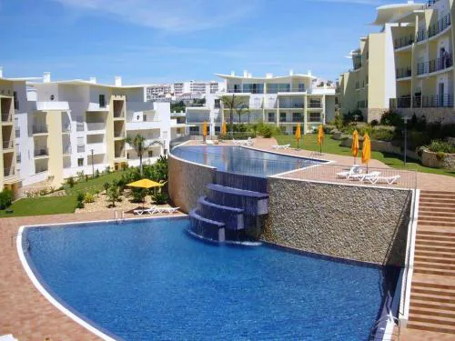 Bright apartment with sea view in Albufeira - 62 m², Pool