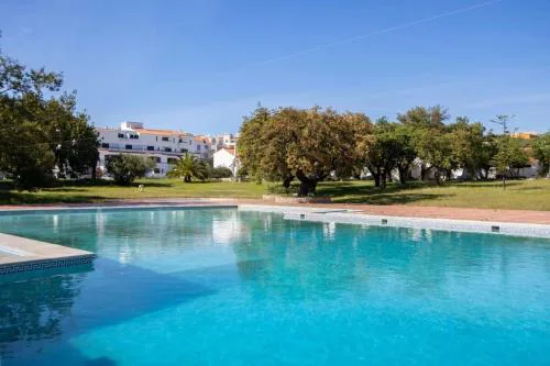 Casa Bella Cosy Albufeira, beach with Pool, OURA ST