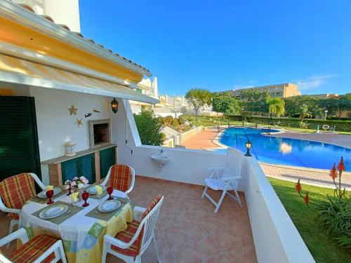 Casa Estrela do Mar, 2 Quartos, Praia de São Rafael, Albufeira by Algarve Holidays