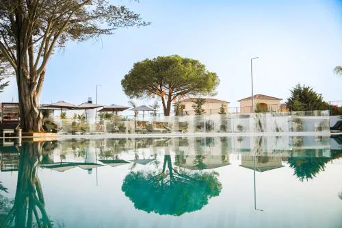 Castelo Suites Hotel