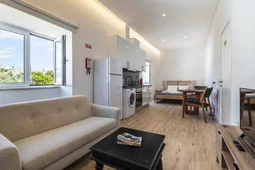 Downtown Studio Apartment G - 150m from the Beach