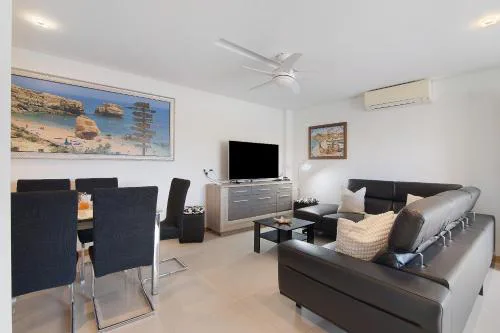 Flat With Pool, Old Town Albufeira