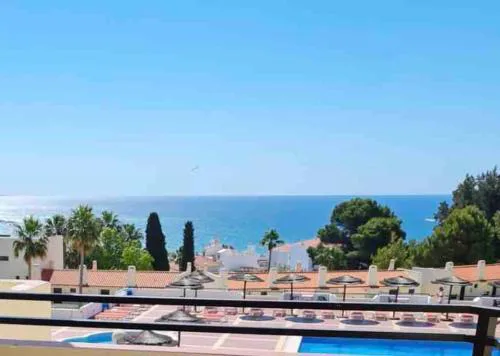 Great sea view apartment, near the beach, with AC and pools