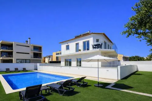 Hibisco 1 - Shared Pool - 8 Guests - Albufeira