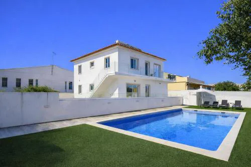 Hibisco 2 - Shared Pool - 8 Guests - Albufeira