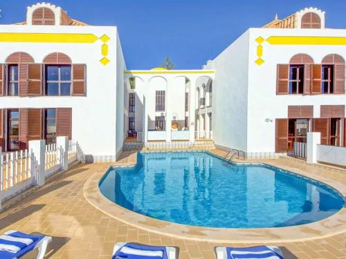 Holiday Home Chalet Villa Albuar mit eigenem Pool by Interhome