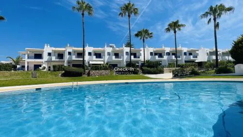 Jardim da Oura by Check-in, Portugal