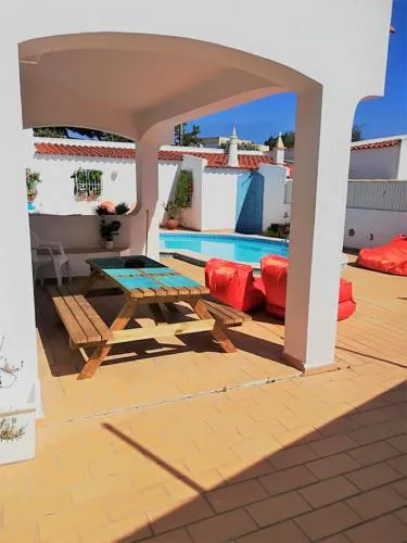 Luxurious villa in Albufeira with pool
