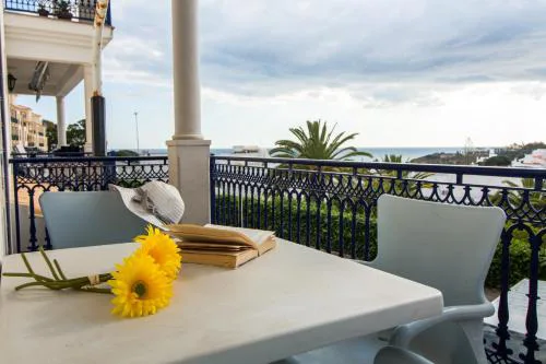 Oura Sunrise 3F Apartment by Stay ici