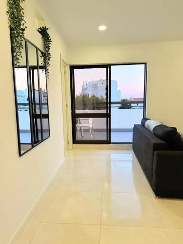 OuraFlats