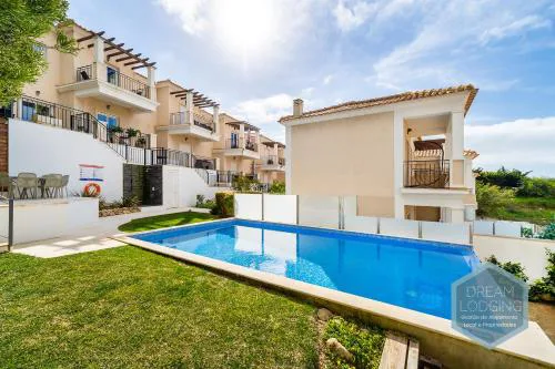 Patroves Luxury Residence - Dream Lodging