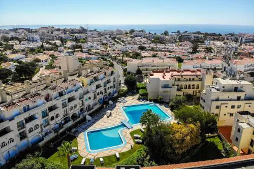 Poente - Beautiful family and pool apartment