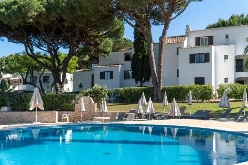 Poolside Villa - Golf & Tennis Court & Pool View