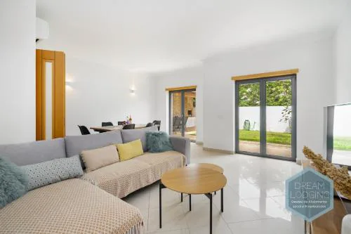 Quinta do Pinheiro Residence AF - Dream Lodging