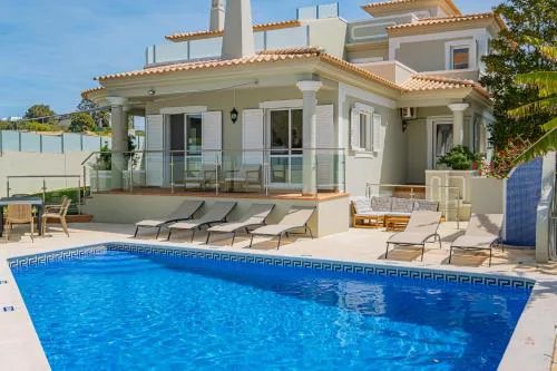 Rosal Luxury Villa