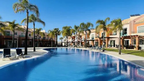 Santa Maria C - Shared Pool - 8 Guests - Albufeira