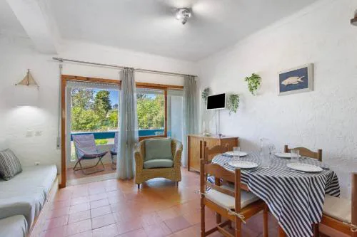 Santiago’s Oura House