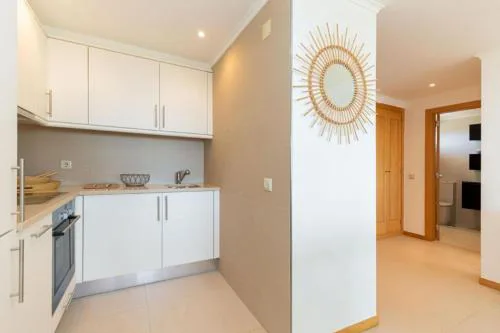 Snazzy Varandas do Castelo One Bedroom Apartment sleeps 2 persons