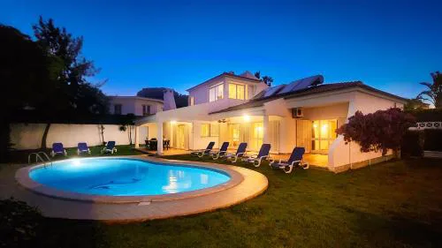 Solar - Private Pool - 12 Guests - Albufeira