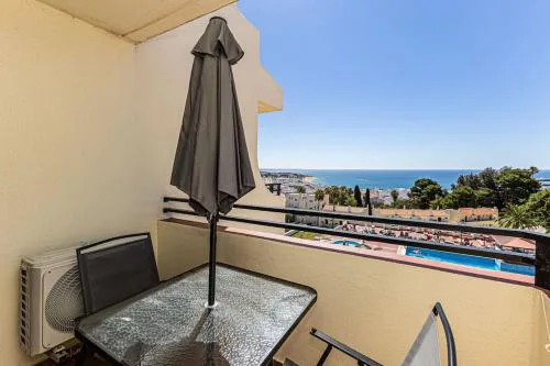 Studio avec vue mer et piscine Algarve Portugal