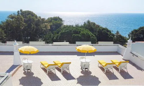 Sunflower Apartments by Delilah Collection