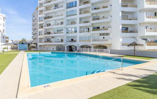 Sunny & Central with pool by Algarve Dream Holidays