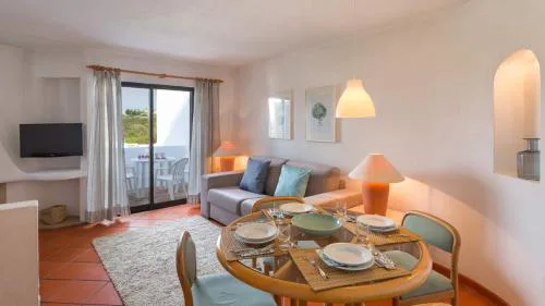 Superior Two Bedroom Apartment in Clube Albufeira