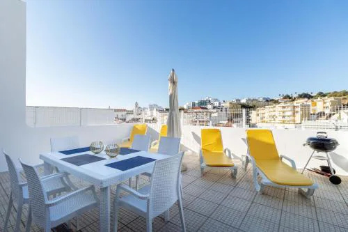 Top renoviertes Apartment mit großer Terrasse