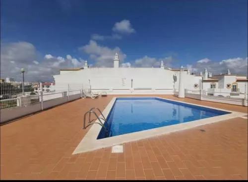 Top Strip Albufeira
