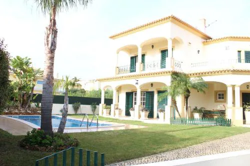 Vila Montechoro